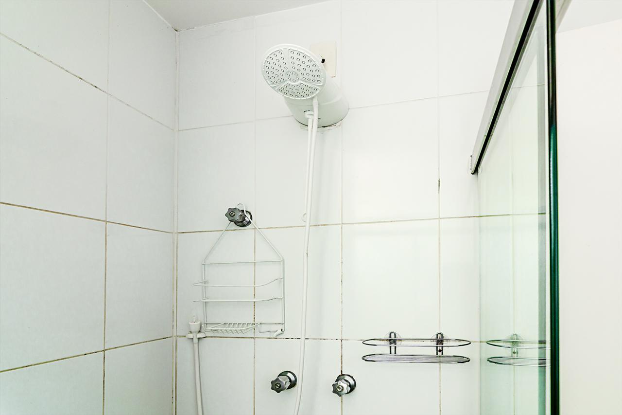 Quarto Triplo Básico